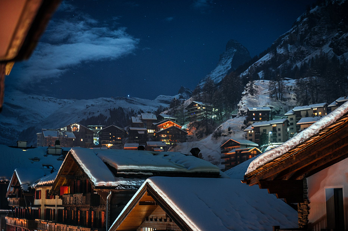 roof in winter
